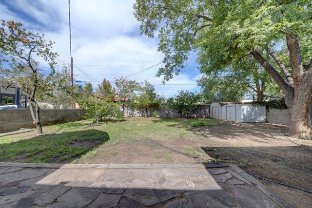 2905 Summit Place NE, Albuquerque, NM 87106