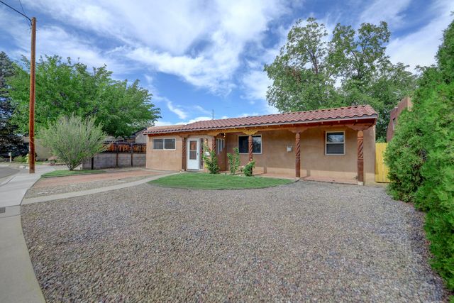 2905 Summit Place NE, Albuquerque, NM 87106