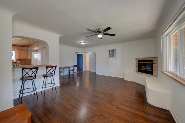 2905 Summit Place NE, Albuquerque, NM 87106