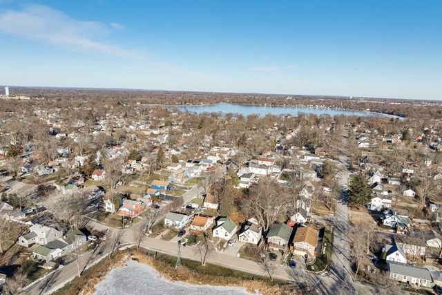 318 Elder Drive, Round Lake Park, IL 60073