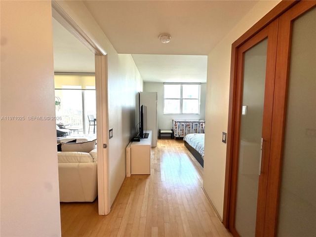 2475 Brickell Ave 1904, Miami, FL 33129