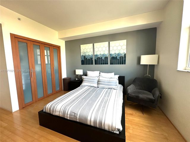 2475 Brickell Ave 1904, Miami, FL 33129