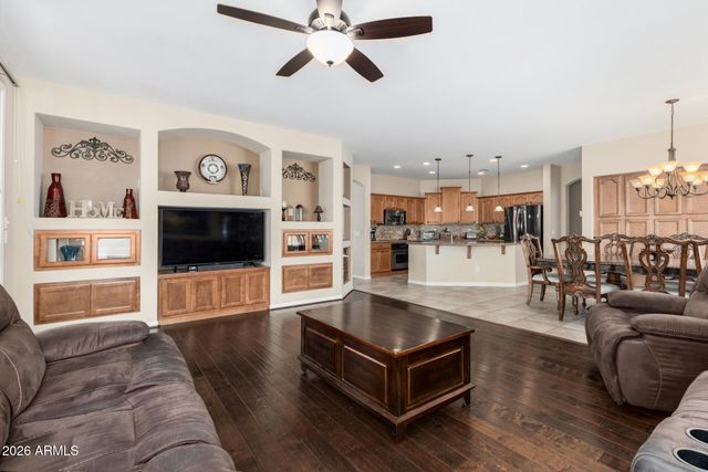 3370 E HORSESHOE Drive, Chandler, AZ 85249