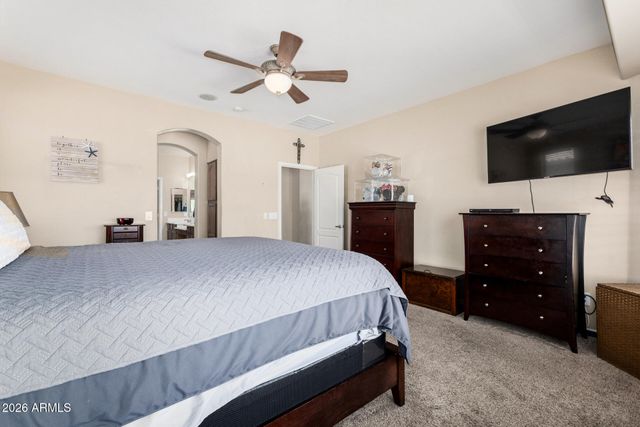 3370 E HORSESHOE Drive, Chandler, AZ 85249