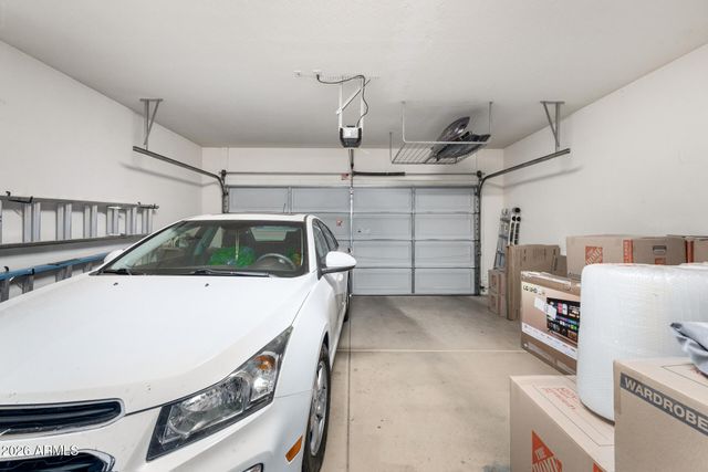 3370 E HORSESHOE Drive, Chandler, AZ 85249