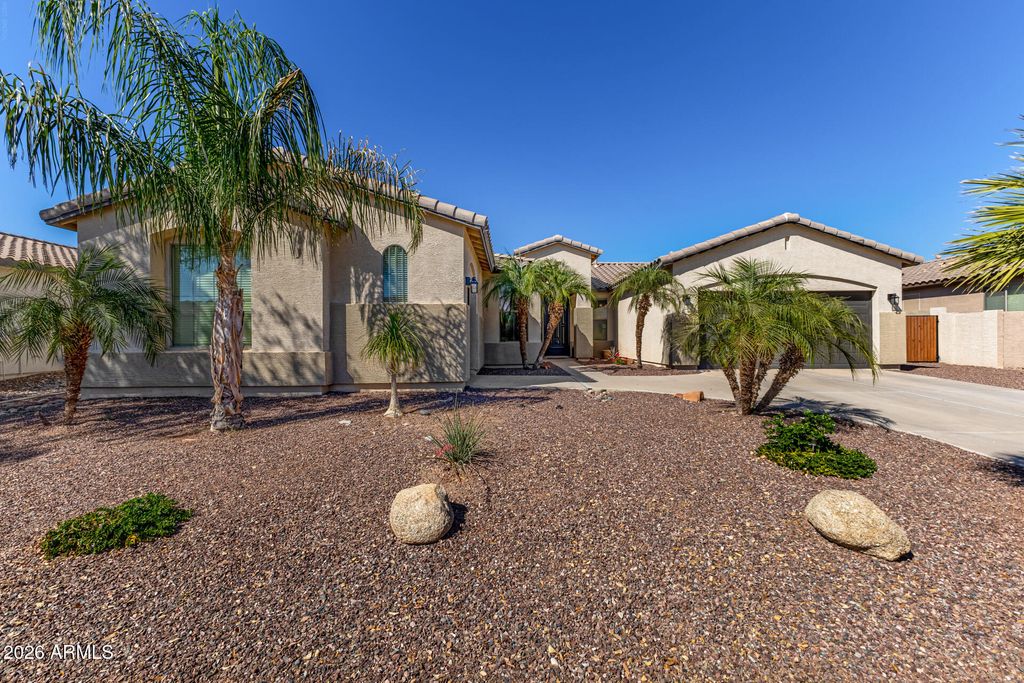 3370 E HORSESHOE Drive, Chandler, AZ 85249