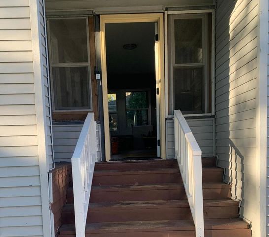 378 S Evergreen Avenue, Kankakee, IL 60901