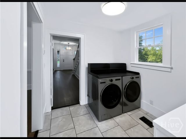 602 E 50th Street, Savannah, GA 31405
