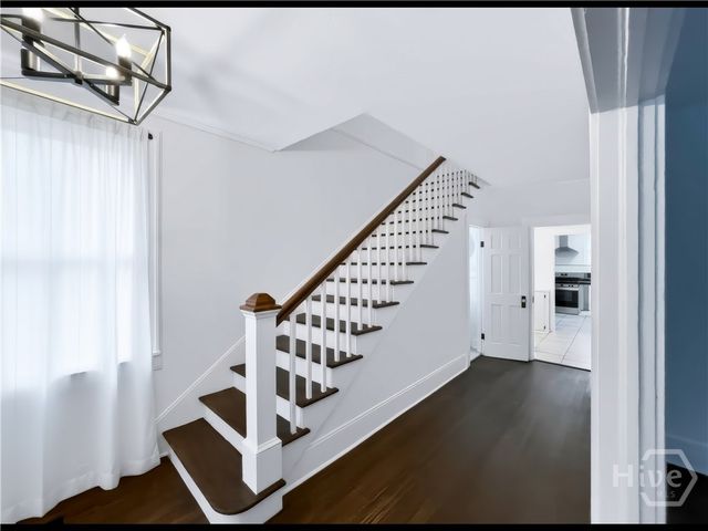 602 E 50th Street, Savannah, GA 31405