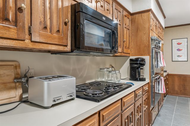 4913 Pine Knoll, Tyler, TX 75703