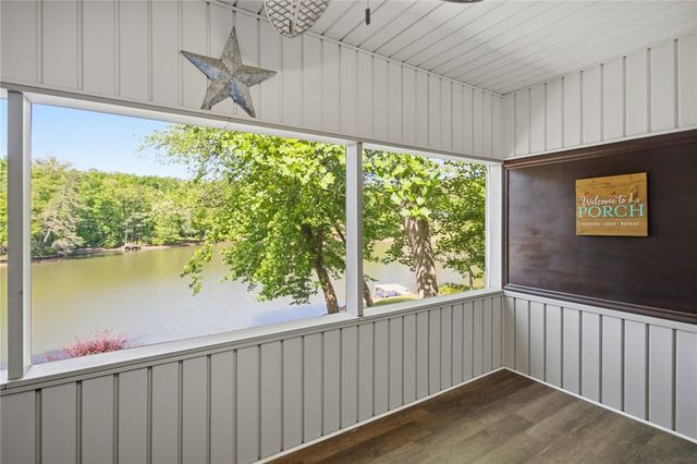 633 N Lake Drive, Salem, SC 29676
