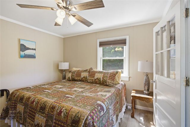 633 N Lake Drive, Salem, SC 29676