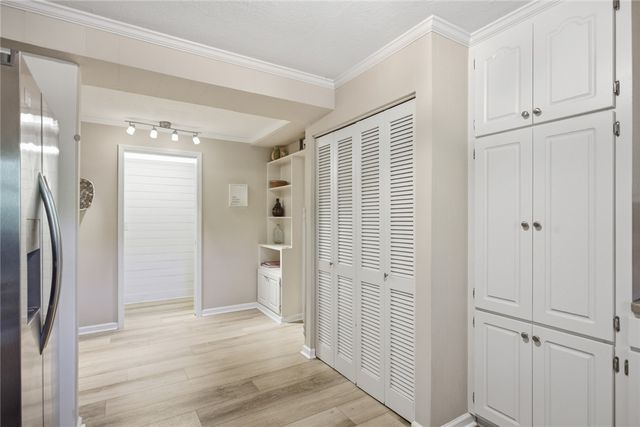 633 N Lake Drive, Salem, SC 29676
