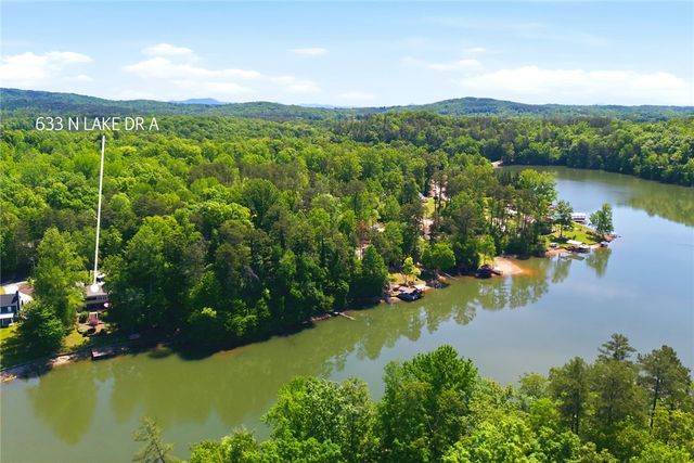 633 N Lake Drive, Salem, SC 29676