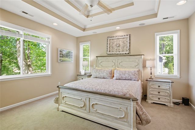 633 N Lake Drive, Salem, SC 29676