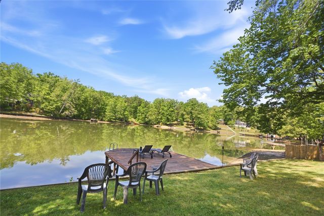 633 N Lake Drive, Salem, SC 29676
