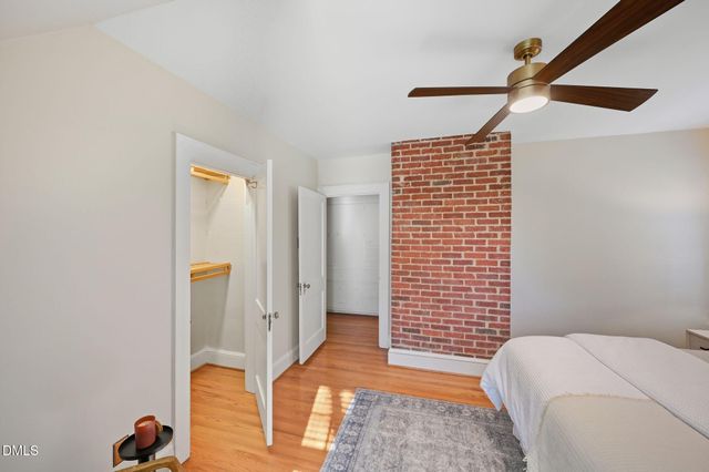 533 Parkview Drive, Burlington, NC 27215