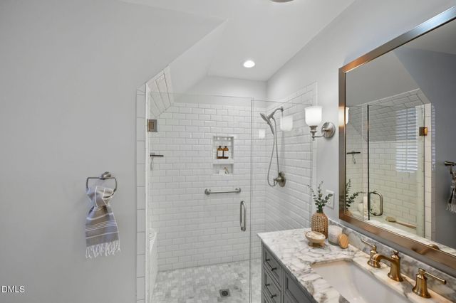 533 Parkview Drive, Burlington, NC 27215