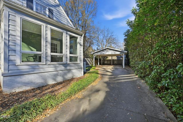 533 Parkview Drive, Burlington, NC 27215