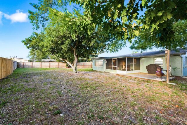 1958 ESSEX DRIVE, Holiday, FL 34691