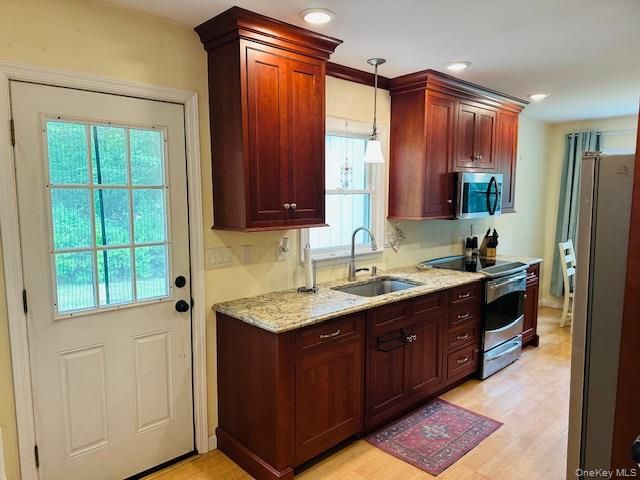15 Roanoke Road, Patterson, NY 12563