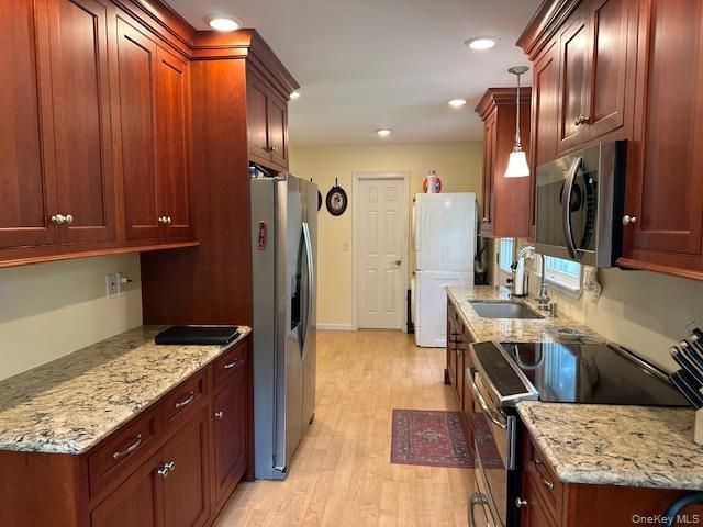 15 Roanoke Road, Patterson, NY 12563
