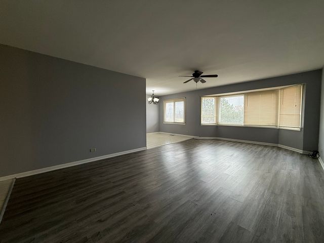 3108 Roberts Drive 6, Woodridge, IL 60517