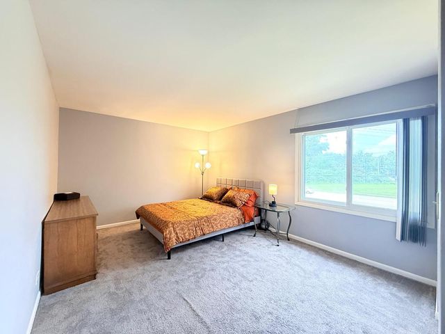 3108 Roberts Drive 6, Woodridge, IL 60517
