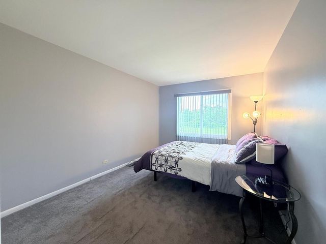 3108 Roberts Drive 6, Woodridge, IL 60517