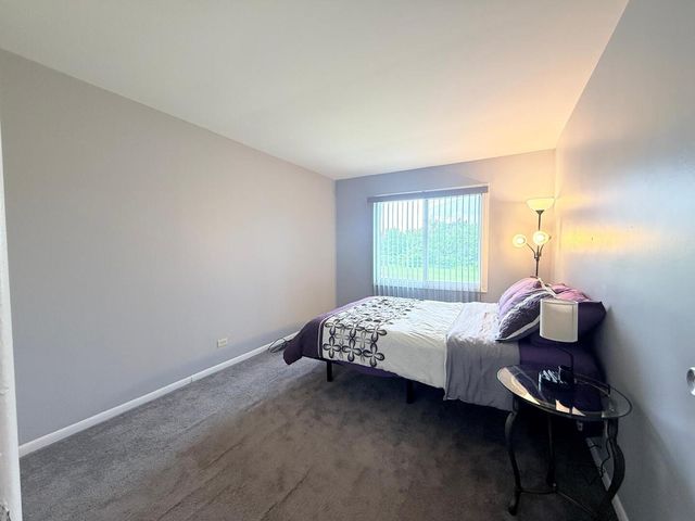 3108 Roberts Drive 6, Woodridge, IL 60517