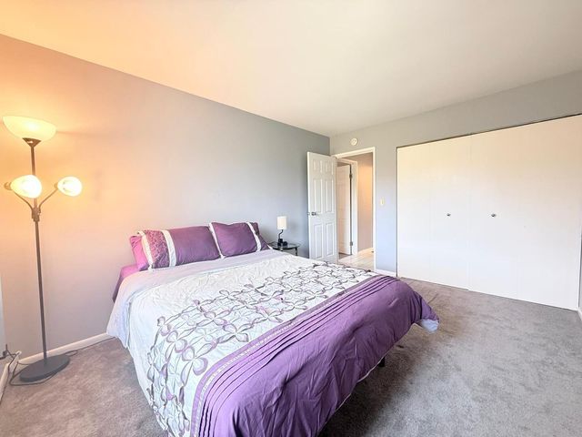 3108 Roberts Drive 6, Woodridge, IL 60517