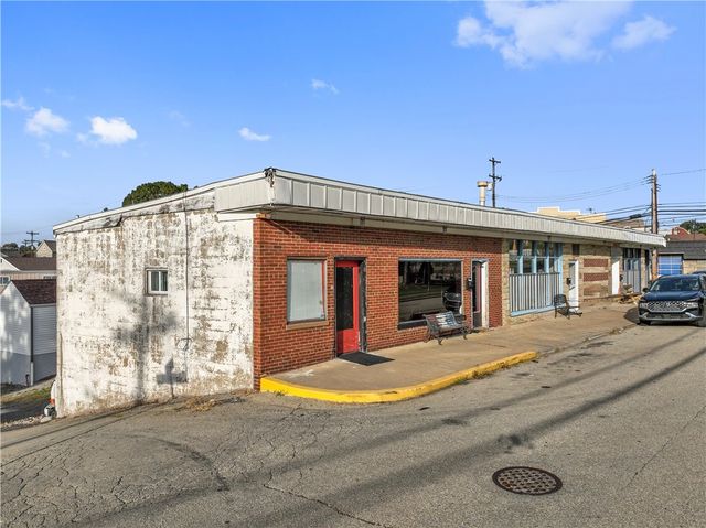 2814 Liberty Way, Liberty Boro, PA 15133