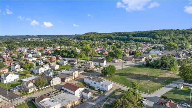 2814 Liberty Way, Liberty Boro, PA 15133