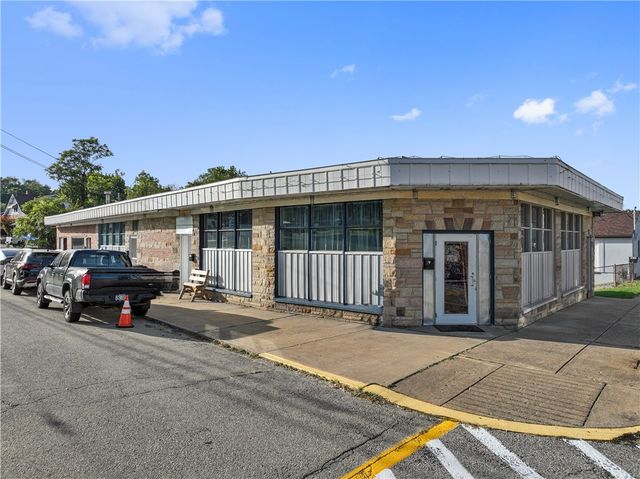 2814 Liberty Way, Liberty Boro, PA 15133