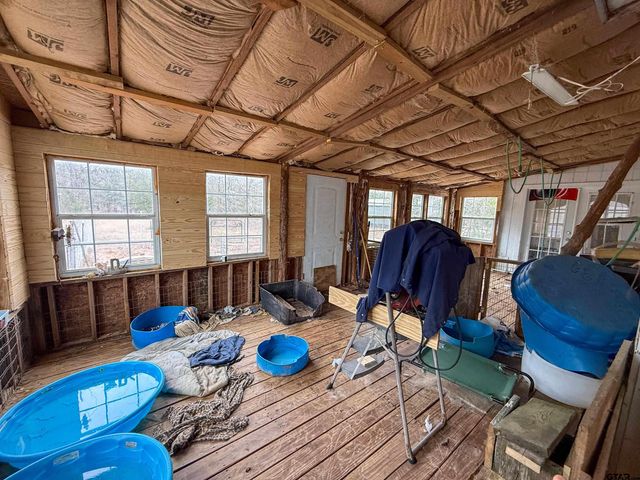 127 SE CR 4298, Scroggins, TX 75480