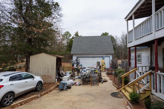 127 SE CR 4298, Scroggins, TX 75480