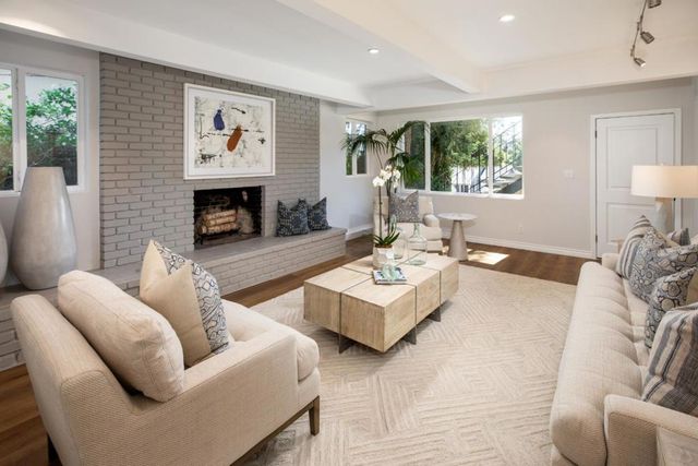 3076 Oak Knoll Drive, Redwood City, CA 94062