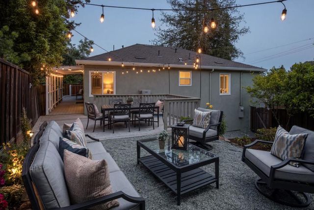 3076 Oak Knoll Drive, Redwood City, CA 94062