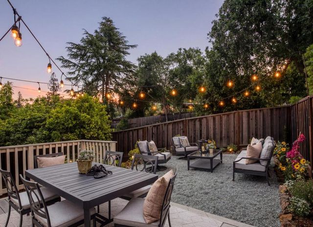 3076 Oak Knoll Drive, Redwood City, CA 94062