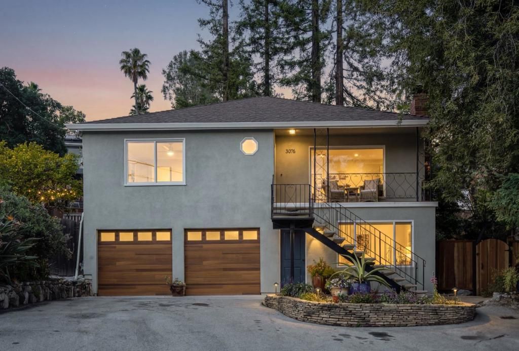 Image 1 of property listing at 3076 Oak Knoll Drive, Redwood City, CA 94062