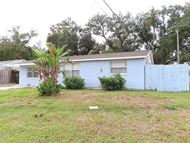 3908 BEECHWOOD BOULEVARD, Tampa, FL 33619