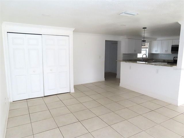 3908 BEECHWOOD BOULEVARD, Tampa, FL 33619