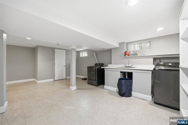 298 Fairway Avenue, Belleville, NJ 07109