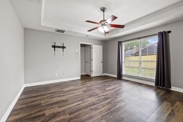 702 Madison Place, Sherman, TX 75092