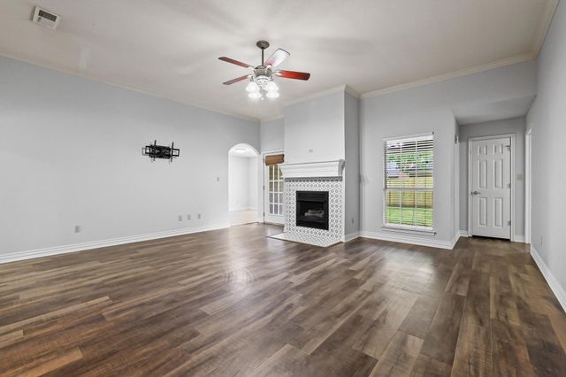 702 Madison Place, Sherman, TX 75092