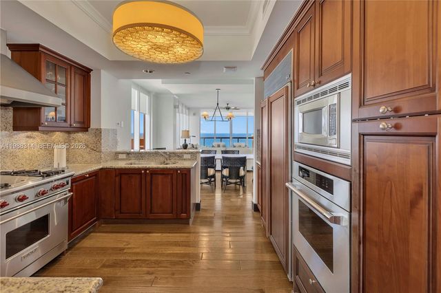 17875 Collins Ave 1201, Sunny Isles Beach, FL 33160