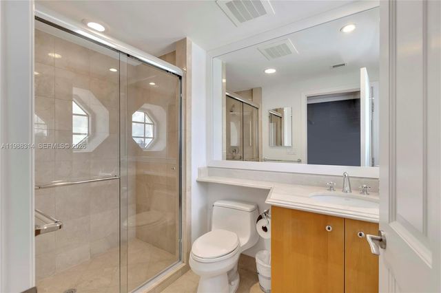 17875 Collins Ave 1201, Sunny Isles Beach, FL 33160