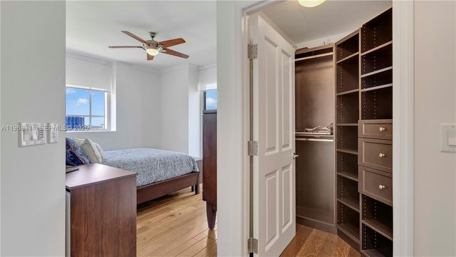 17875 Collins Ave 1201, Sunny Isles Beach, FL 33160