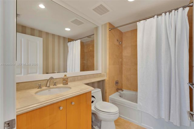 17875 Collins Ave 1201, Sunny Isles Beach, FL 33160