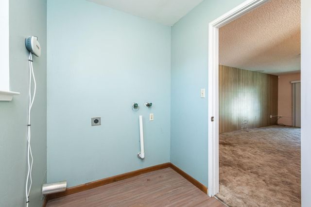 1099 Hunn Rd, Yuba City, CA 95991